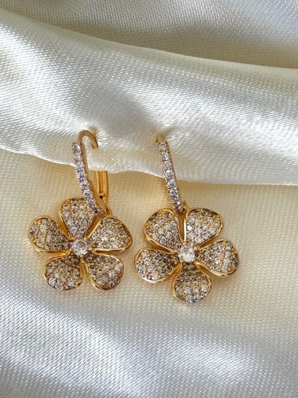 Argola Flor de Cristal