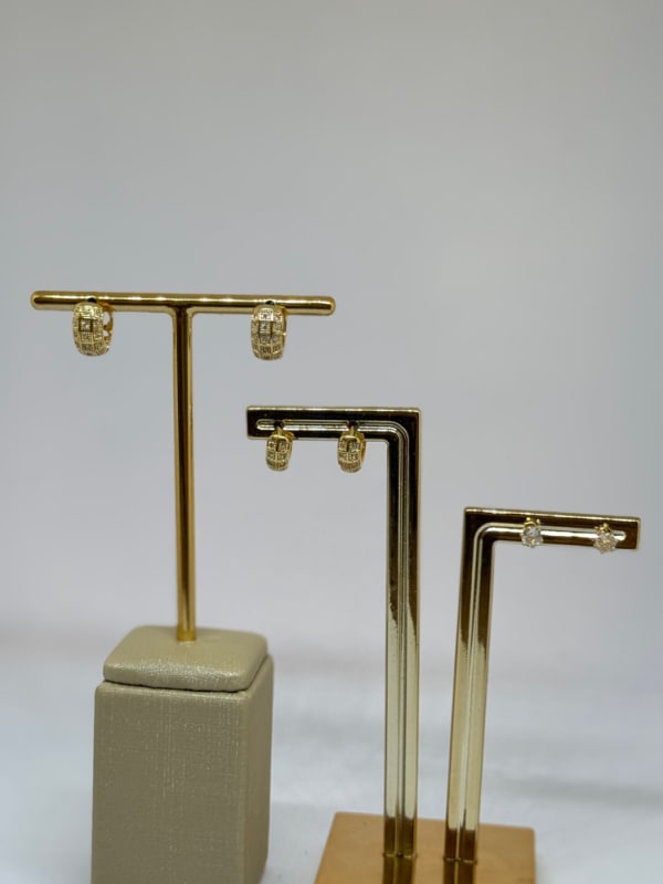 Trios De Argolas Douradas com Cravação Estilo Pavê