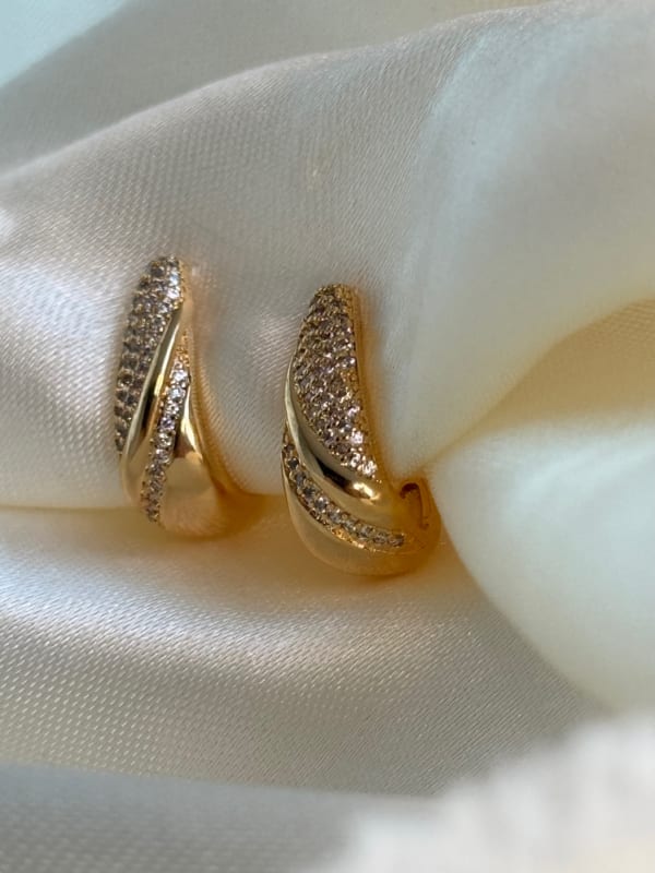 Brinco Dourado Elegance Cristal