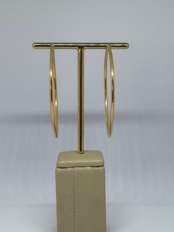 Brinco Argola Gota Contemporânea