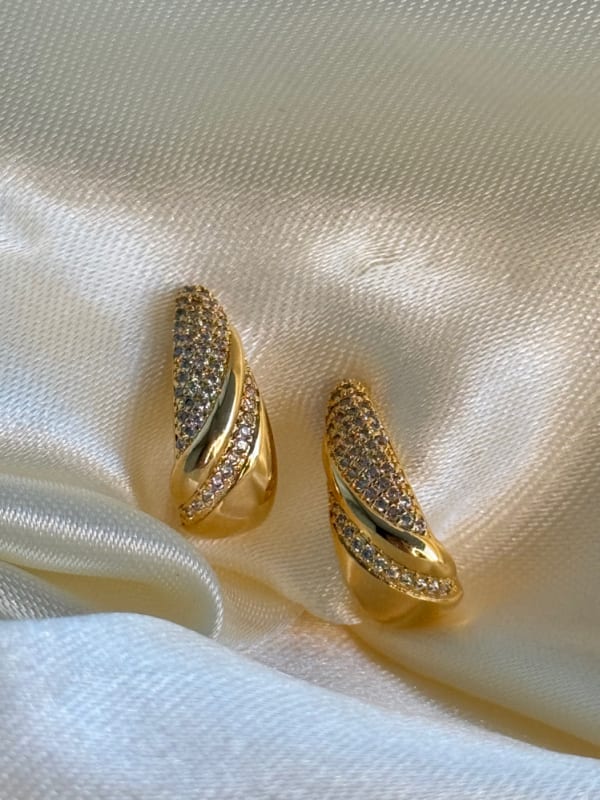 Brinco Dourado Elegance Cristal